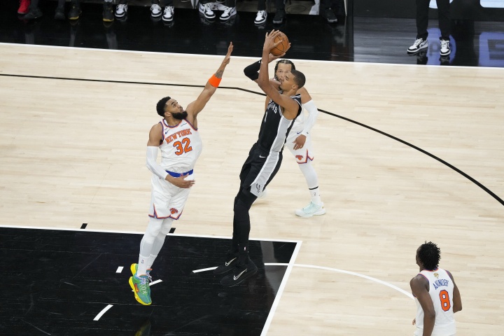 华体会体育app下载-NBA彩经：扳平比分 马刺强势反弹拿下尼克斯